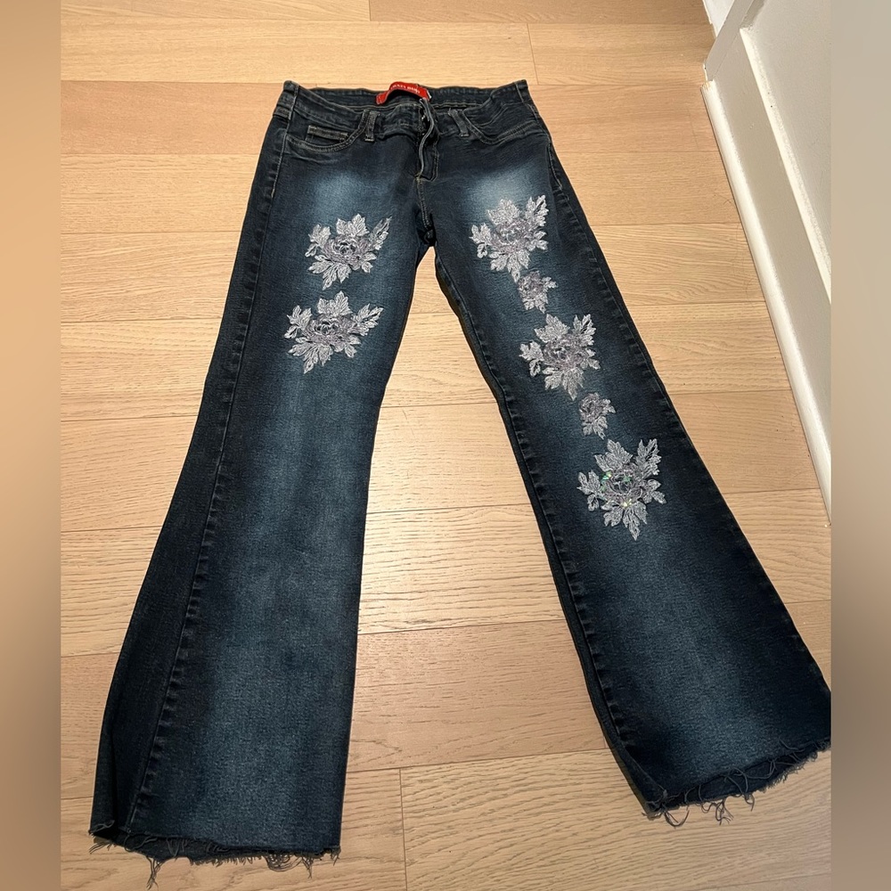 size 42 crazy daisy flare jeans
